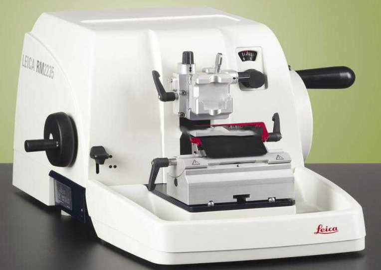 Leica RM 2235輪轉式切片機.png
