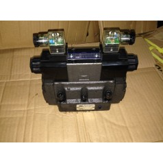 油研原裝DSHG-04-3C-E-D24-50供應油研YUKEN電磁換向閥