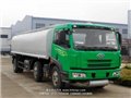 解放小三軸運油車 20 噸